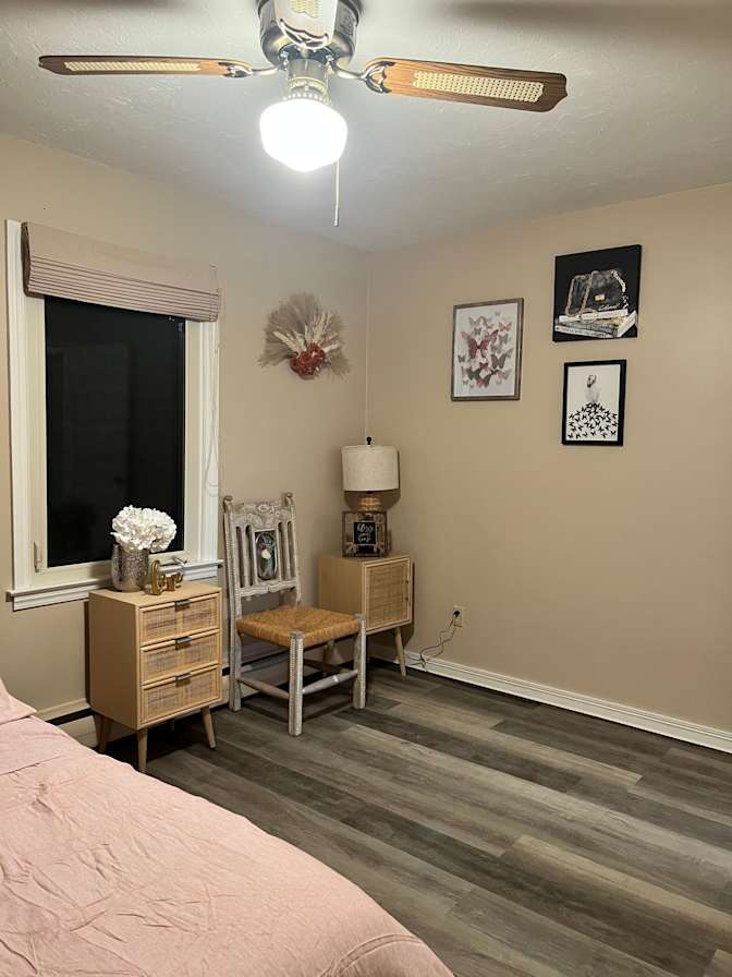 Mia's room