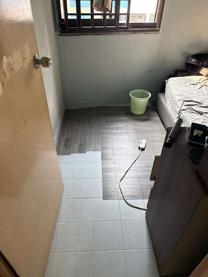 Yong Shen's room
