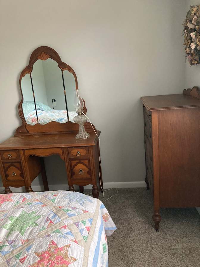 Hannah's room