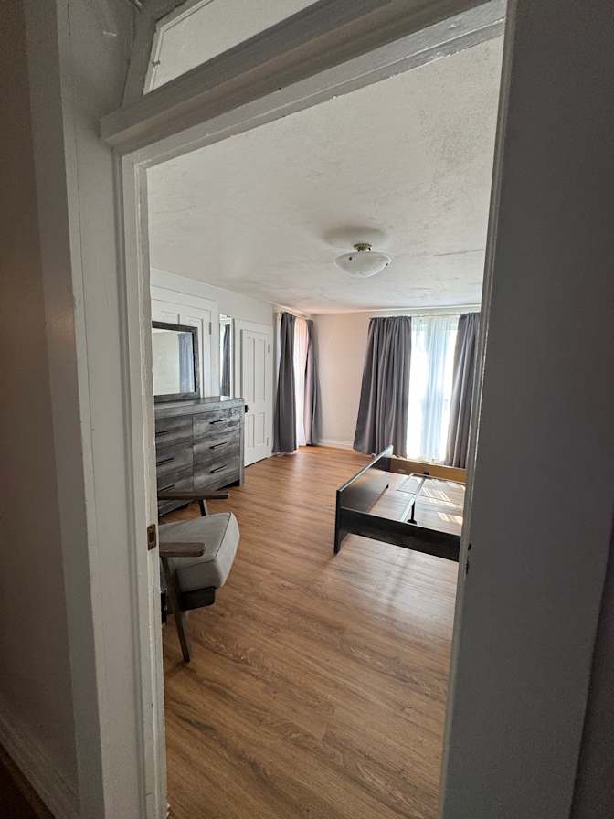Max's room