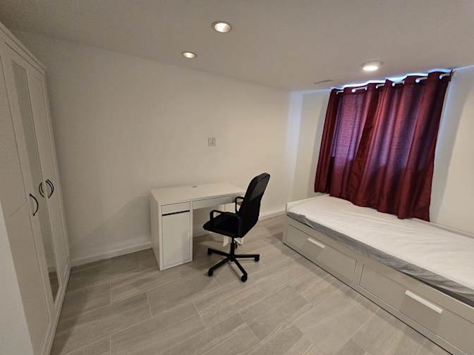 Amir's room