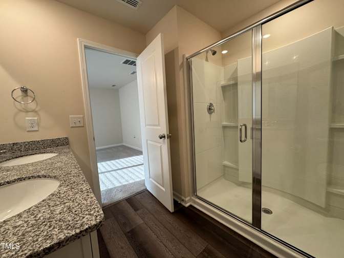 Alcove Rooms's room
