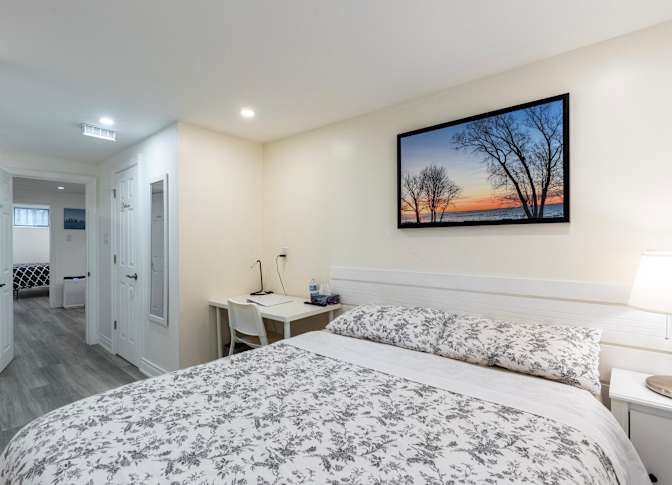 Vivian's room