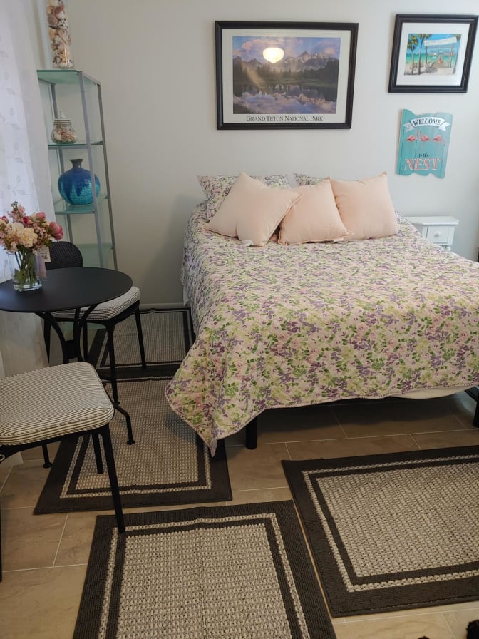 Robin's room