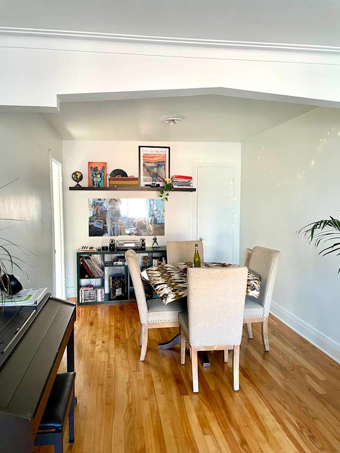 Ali's room