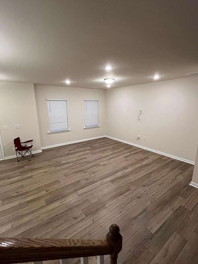 Alcove Rooms's room