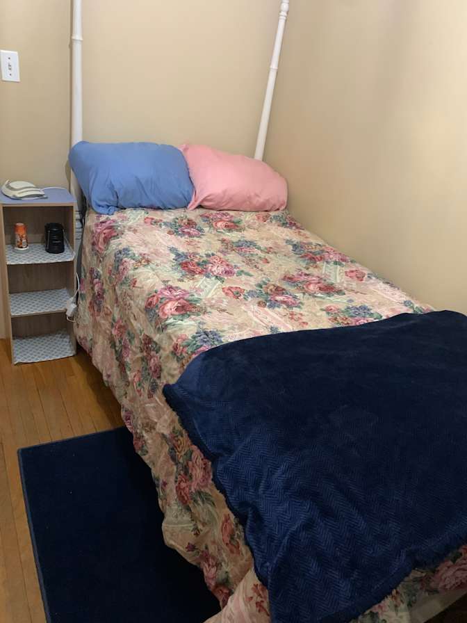 Linda's room