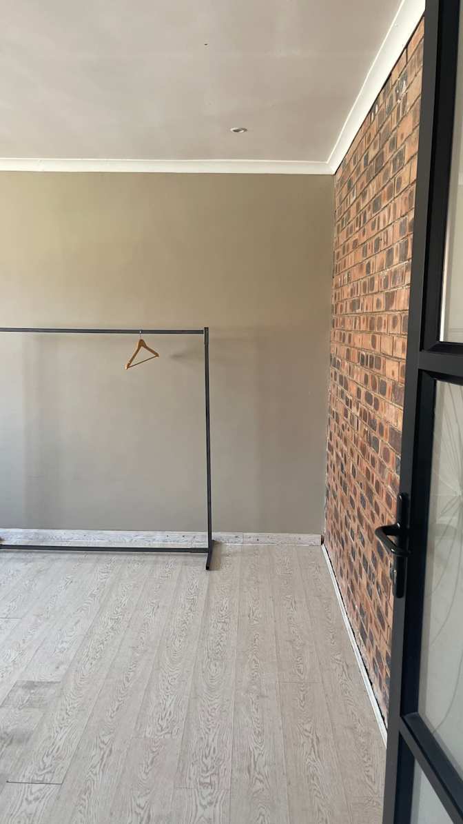 Azola's room
