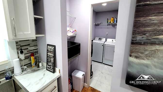GBU Holdings Group's room