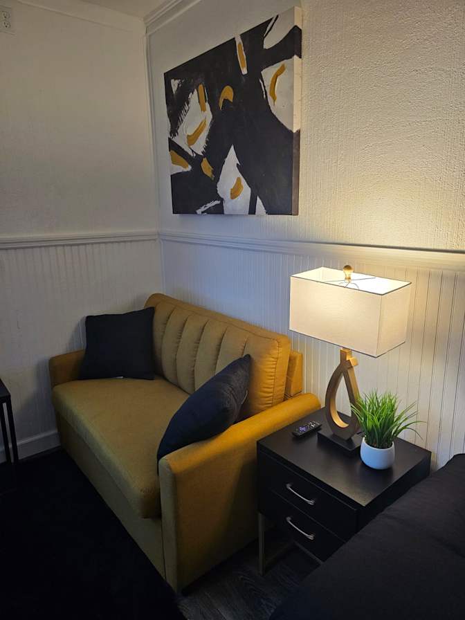 Dameion's room