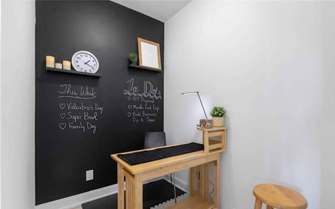 Oliver's room