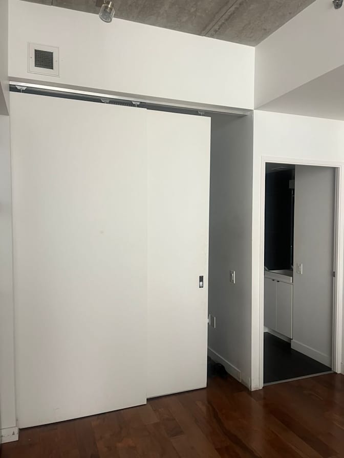 Vee's room