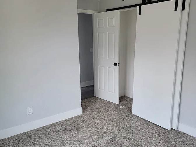 Thomas's room