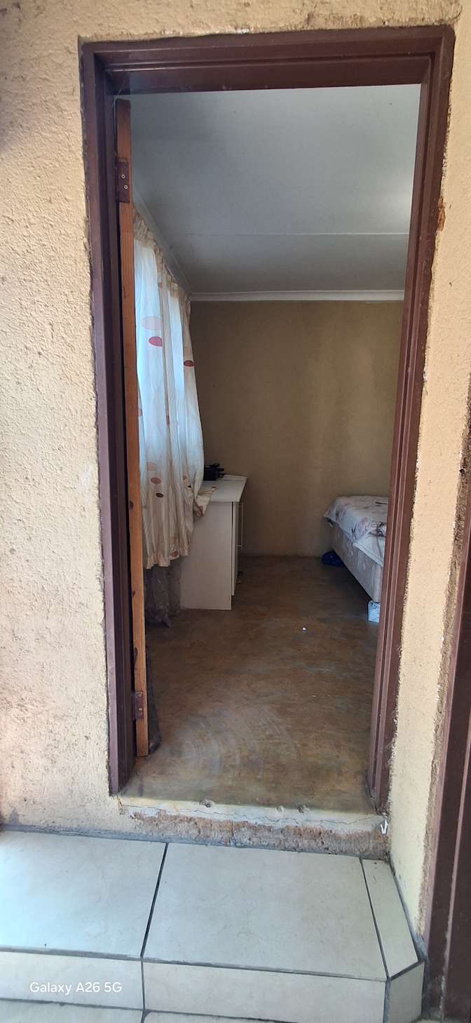 Siyabonga's room