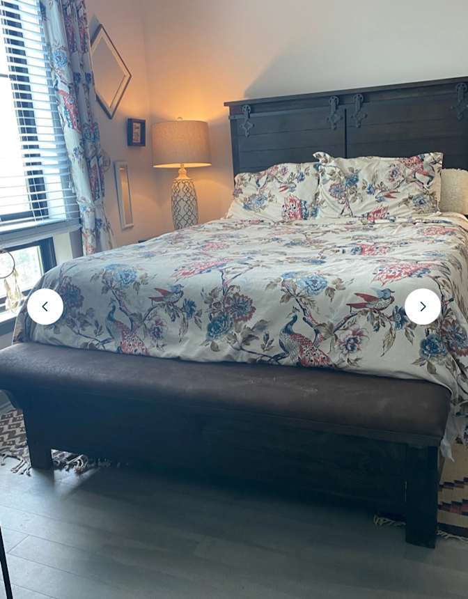 Annie's room