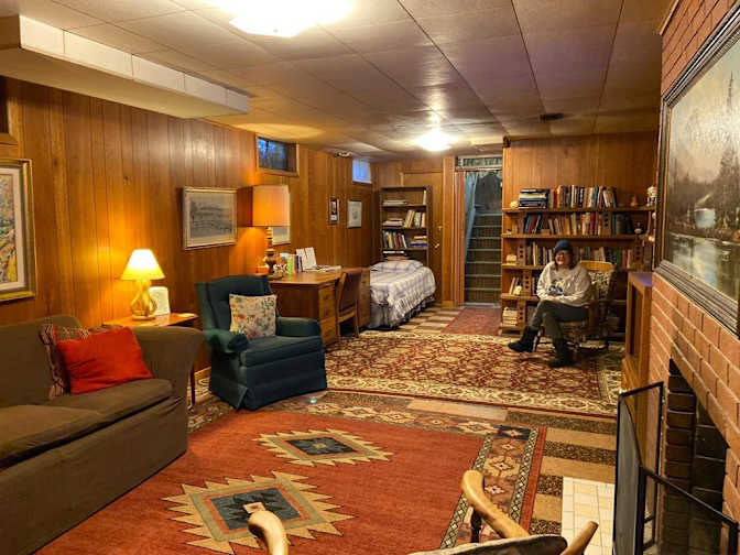Vivian's room