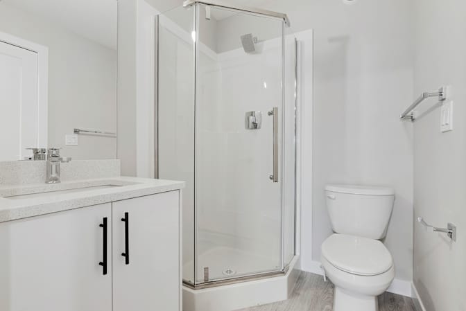 Emerald properties's room