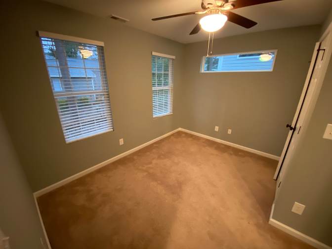 Alcove Rooms's room