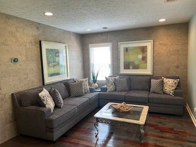 Yates Properties's room