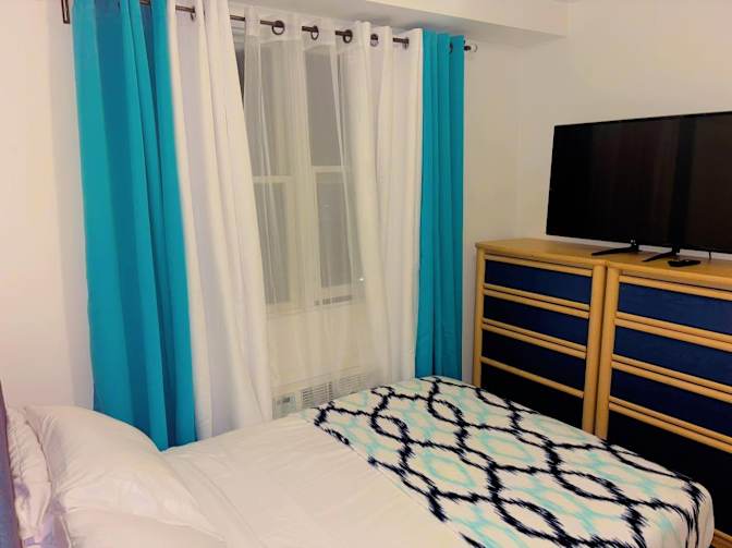 BROOKLYN APARTMENT SHARE LONG OR SHORT TERM's room