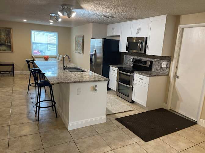 Jason Bryan, Realtor's room