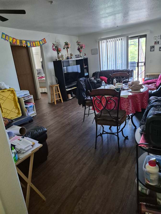 Francisco's room