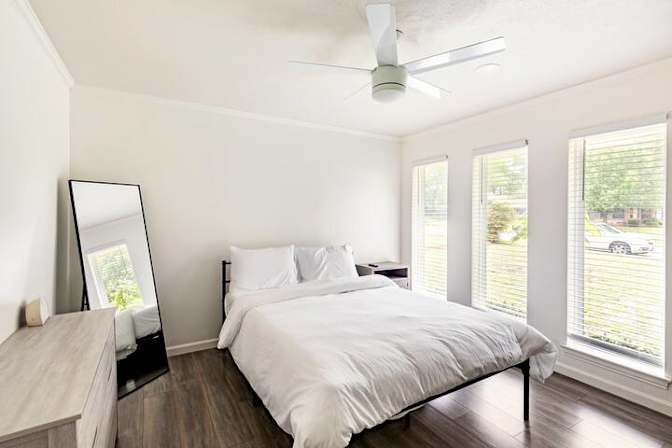 Crystal's room