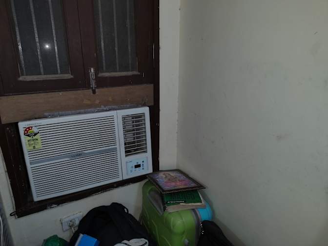 Navneet Rao's room