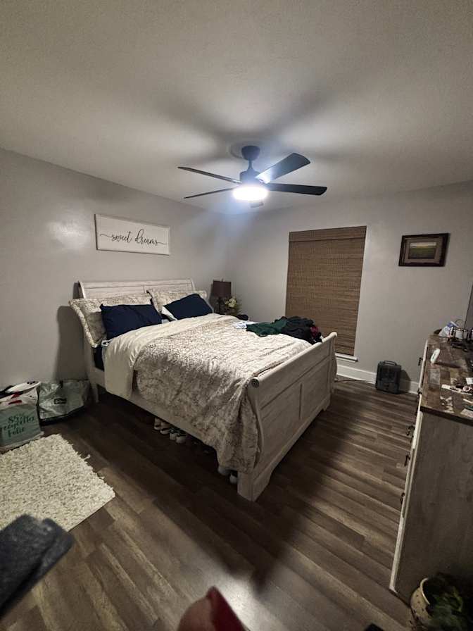 Lisa's room