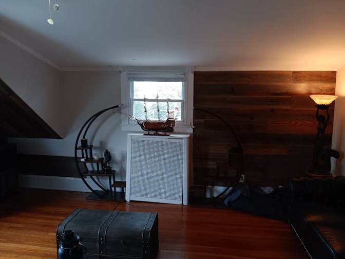 Dimitri's room