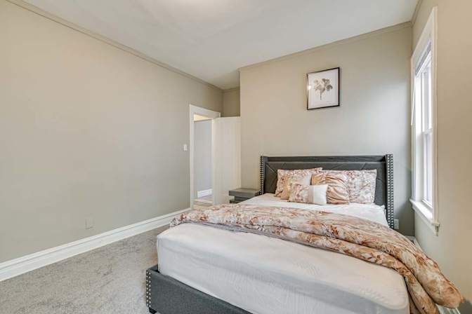Victoria's room