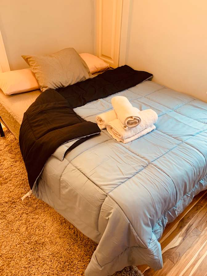 Wei's room