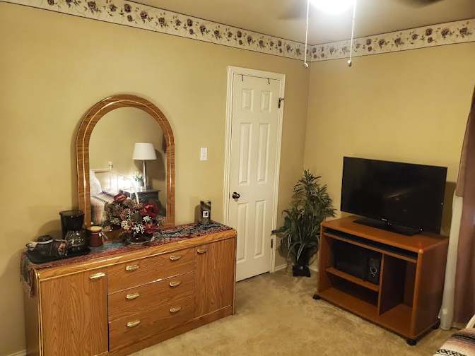 Jennifer's room