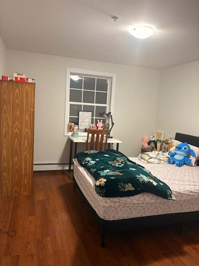 Prabhjot Kaur Dhaliwal's room
