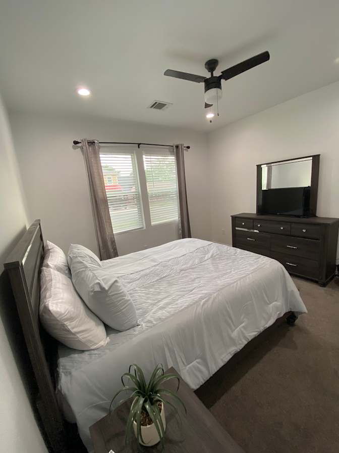Jess F's room