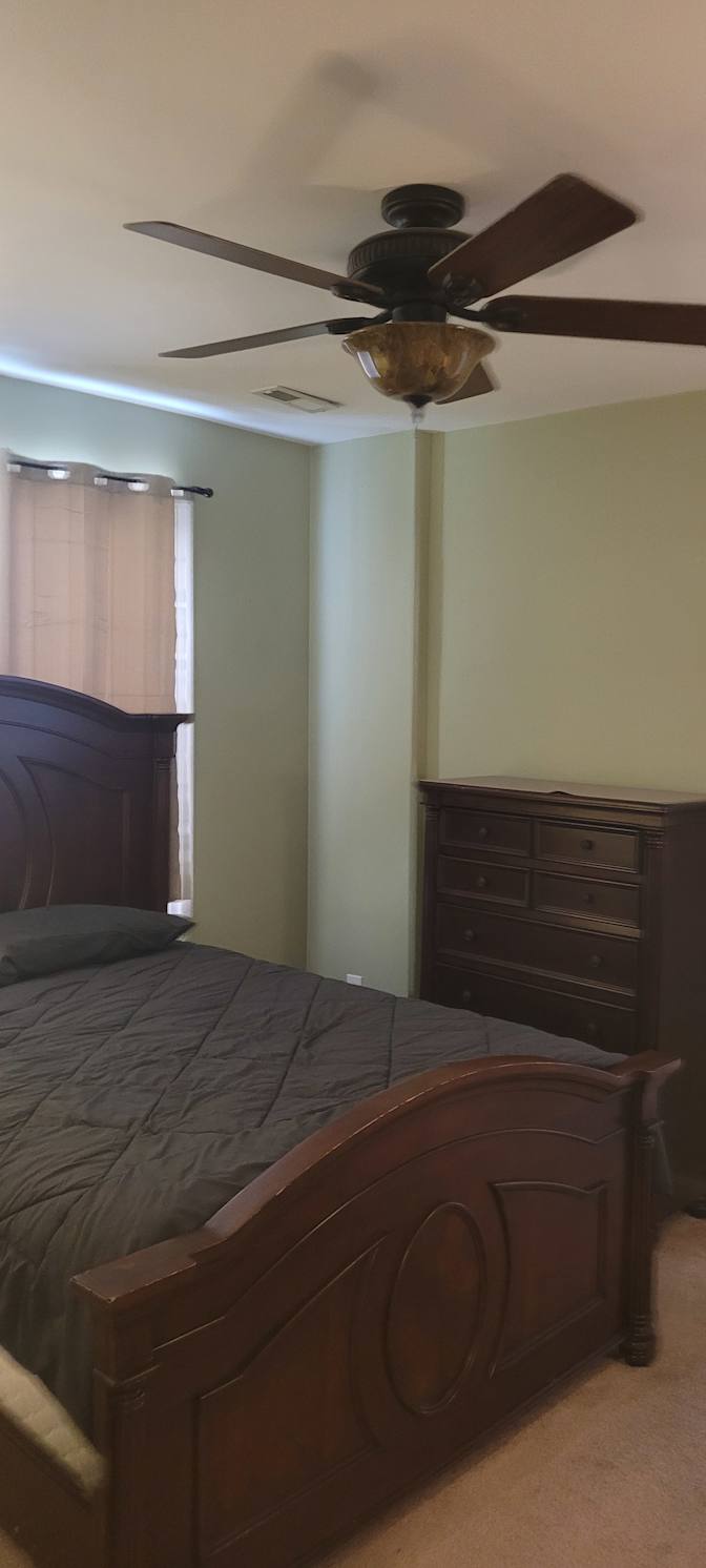 Ken's room