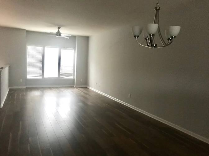 Alcove Rooms's room