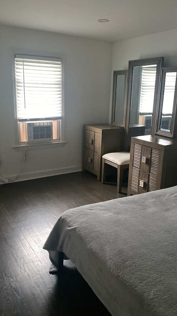 Lucia's room