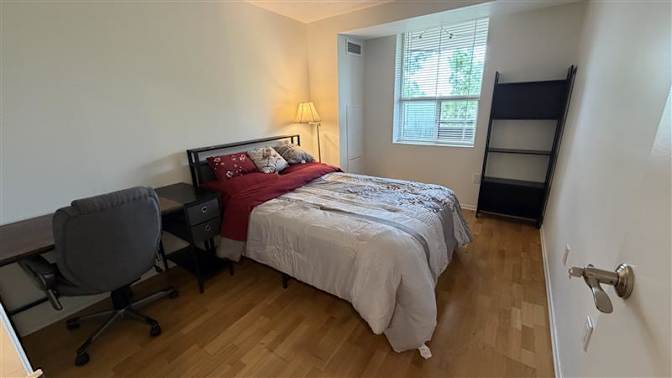 Sandra's room