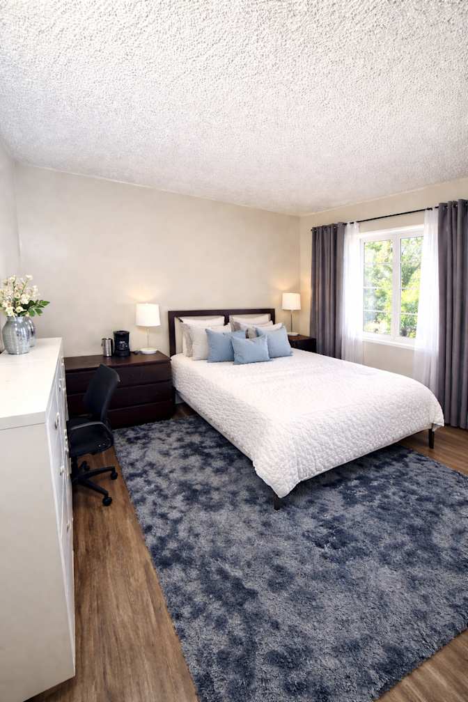 victoria ezell's room
