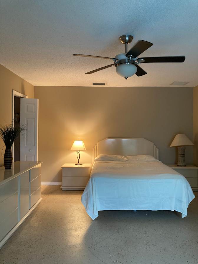 PRIVATE ENTRANCE's room