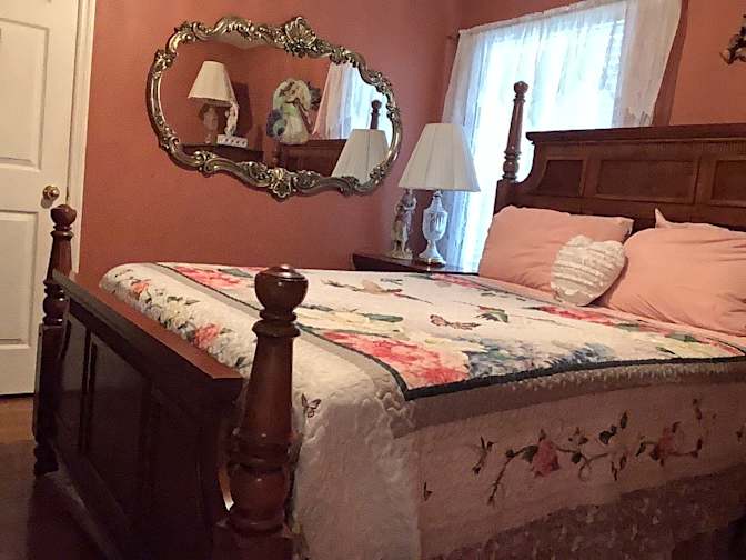 Lucia's room