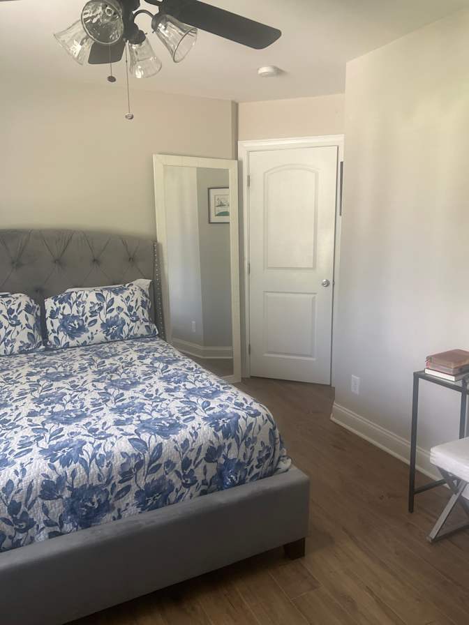 Ana's room