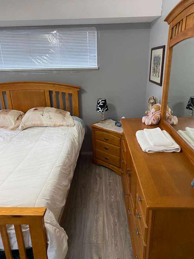 William  Lowe's room