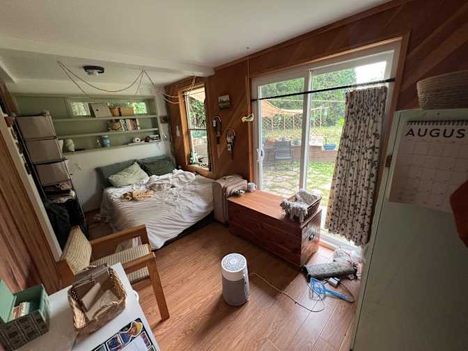 Apple's room