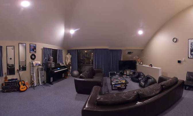 Carlos Sebastián's room