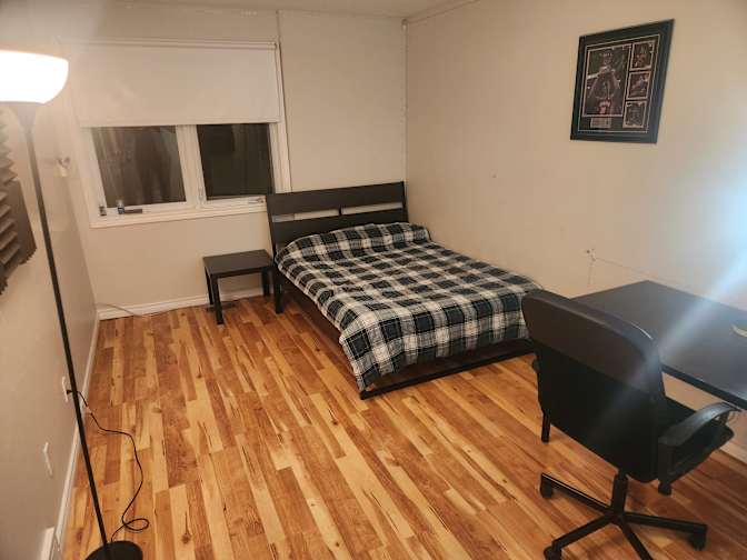 Nnamdi's room