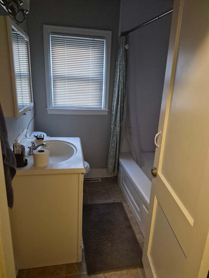 Jon's room