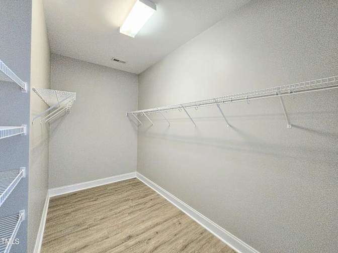 Alcove Rooms's room