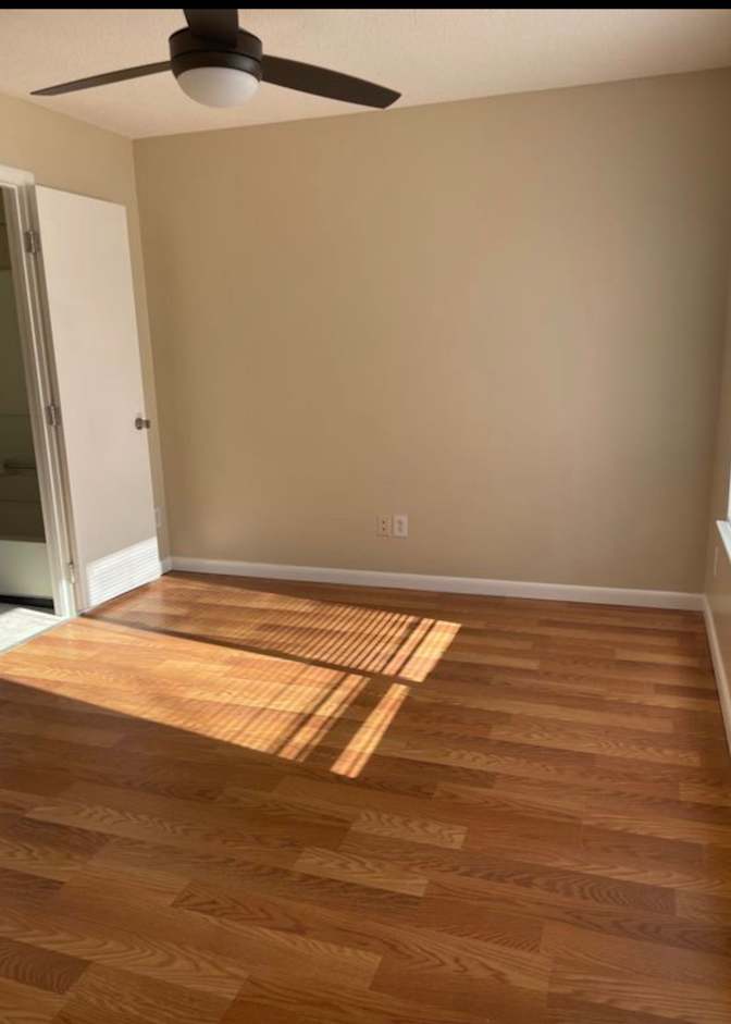 Alcove Rooms's room